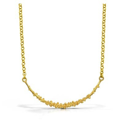 Pebble Crescent Necklace
22K gold vermeil